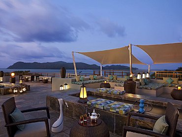raffles_praslin_Takamaka_Terrace_Lounge