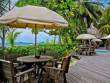 Indian_Ocean_Lodge_beach_bar