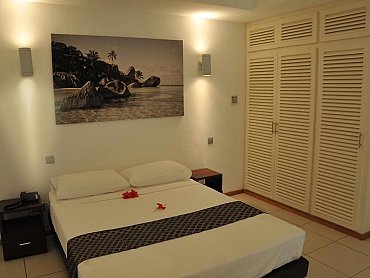 Eden_Luxury_Apartment_letto