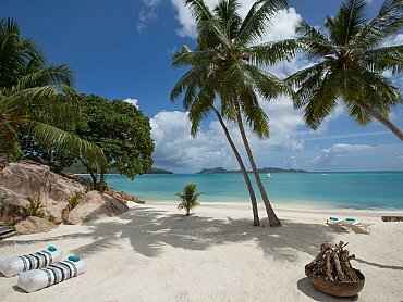 VILLA_DECKENIA_PRASLIN_SPIAGGIA3