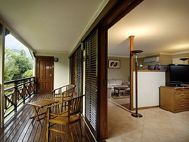 berjaya_mahe_chinese_royal_suite_balcone