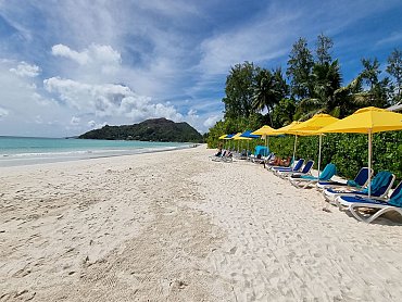 acajou_esterno_spiaggia2