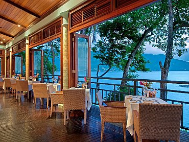 HILTON_NORTHOLME_SEYCHELLES_RESORT_SPA_ristorante2