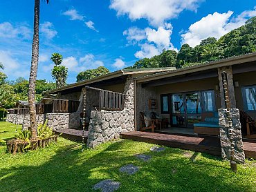 coco_de_mer_Exterior_Superior_Room