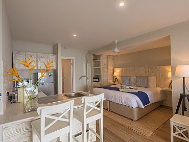 seafront-king__Le_Nautique_Mahè_kichen