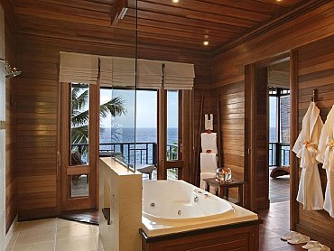 HILTON_NORTHOLME_SEYCHELLES_RESORT_SPA_King_Oceanfront_Villa_bagno
