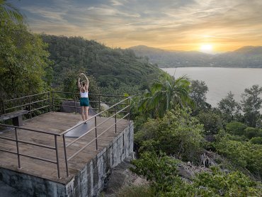 SIMONE'S LOOKOUT SUNSET