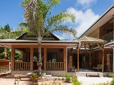 EXTERNAL VIEW _ANSESEVEREBEACHVILLA_LADIGUE