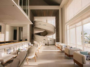 Cheval Blanc Seychelles (3) Waiting Area