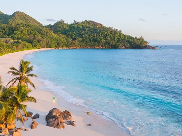 Cheval Blanc Seychelles - Beach Anse Intendance -