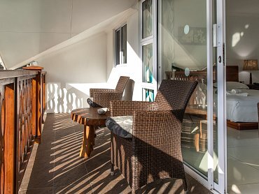 AUGERINE GUESTHOUSE-Private Balcony
