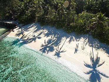 COUPLE WALKING ON BEACH (2)
