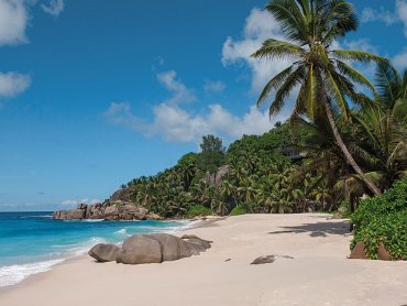 Cheval Blanc Seychelles_Beach Anse Intendance