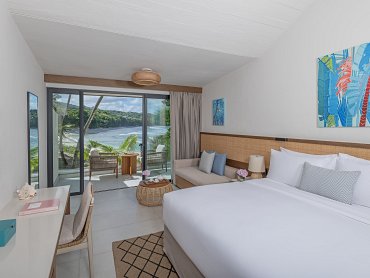 Avani_Plus_Barbarons_Seychelles_Guest_Room_Ocean_View_Suite_Bedroom