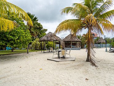 BEACH AREA (5)