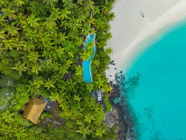 MAIN POOL AERIAL VIEW (2)