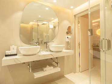 Silhouette rooms for honeymooners (28 m²) (6)