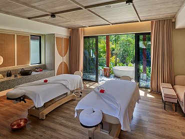 SEZMA Couples Suites Interior