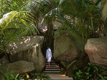 Cheval Blanc Seychelles - Spa Entrance