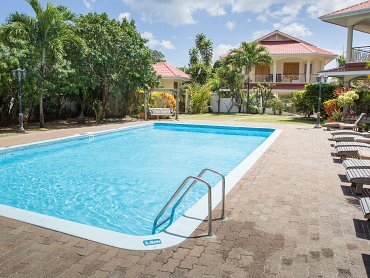 Creole Travel_Marie-Laure Suites_Pool view