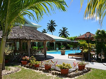 EXTERIOR WITH POOL & OUTDOOR