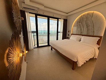 Silhouette rooms for honeymooners (28 m²) (1)