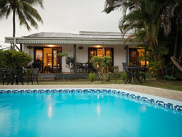 AUBERGE D'ANSE BOILEAU_Pool 11