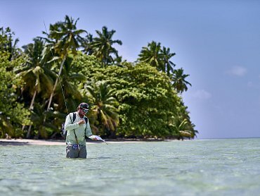 lr__sab3570_fly_fish_1