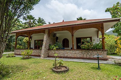 The Islander Hotel 3***